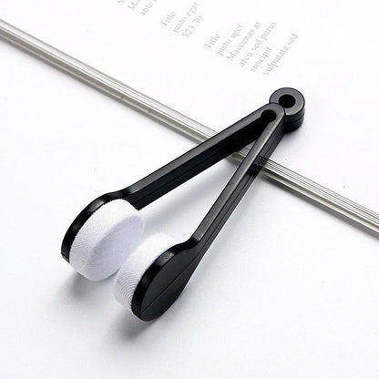 2-in-1 Microfibre Lens Cleaner
