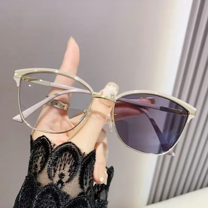 Hale Vision – Photochromic Multifocal Glasses — product view
